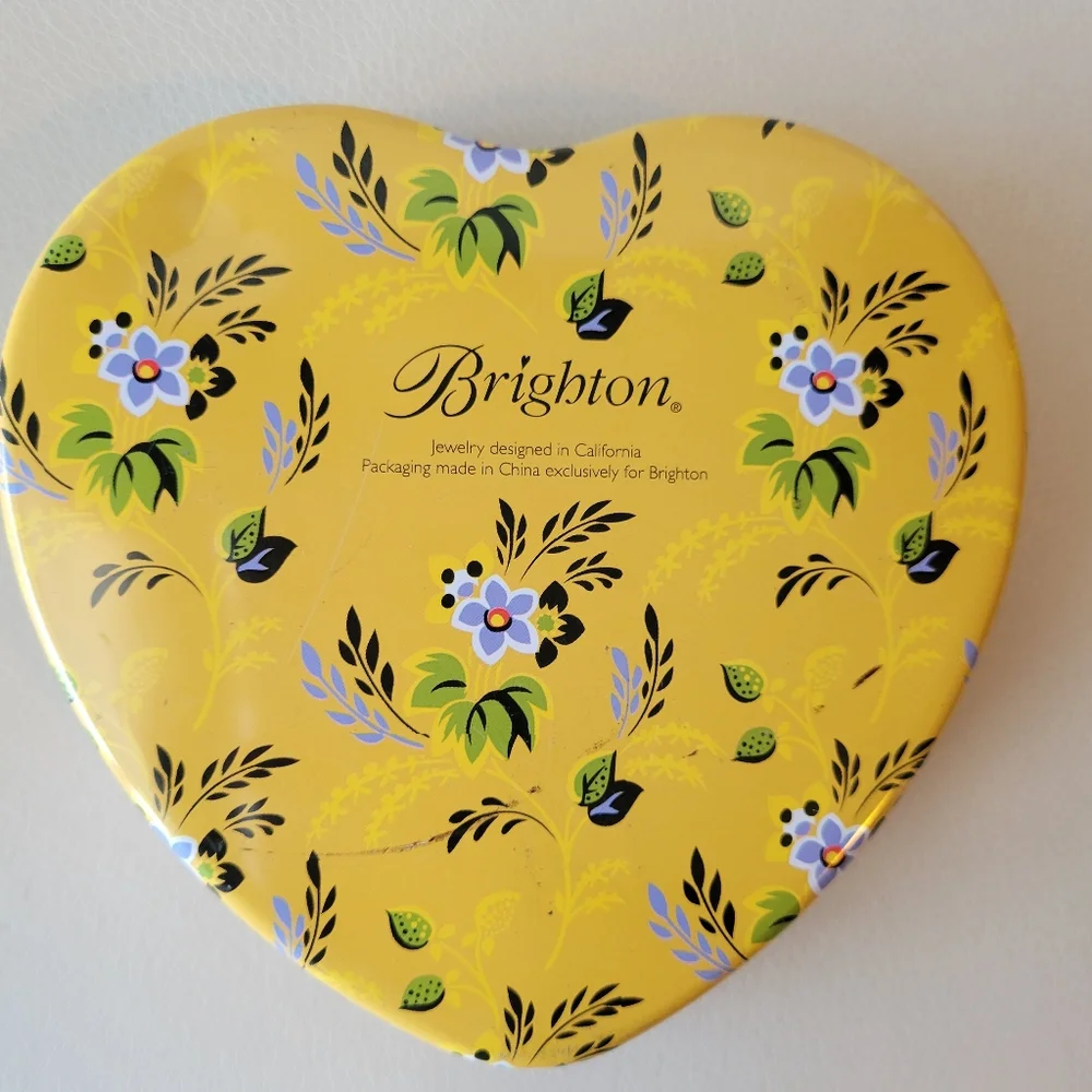 Brighton Heart-Shaped Tin ~ Pretty Boho Floral Pattern ~ VGUC